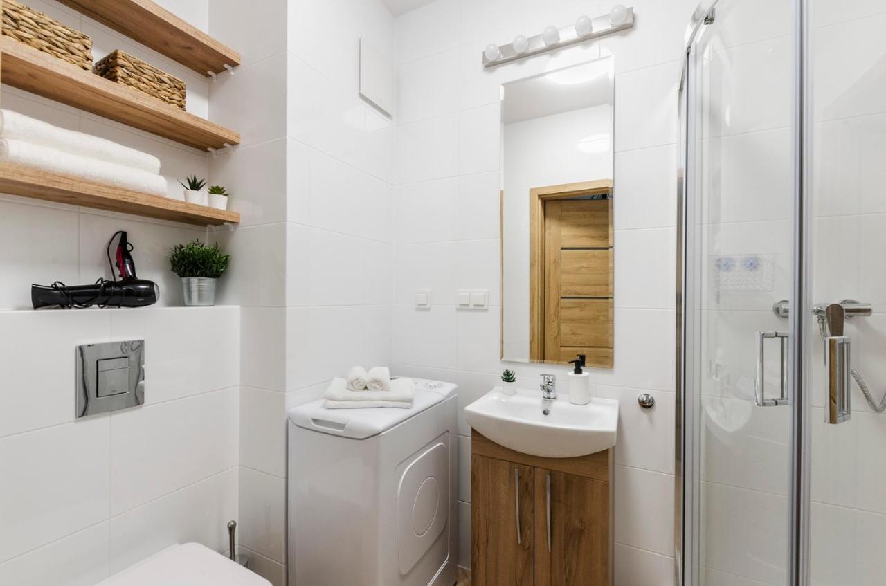 Aparthouse Fabryczna Łódź Buitenkant foto